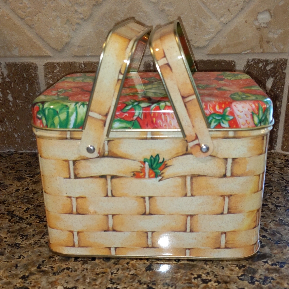 Cute Picnic Basket "Woven" Tin with Strawberry Lid Handles Vintage Collectible
